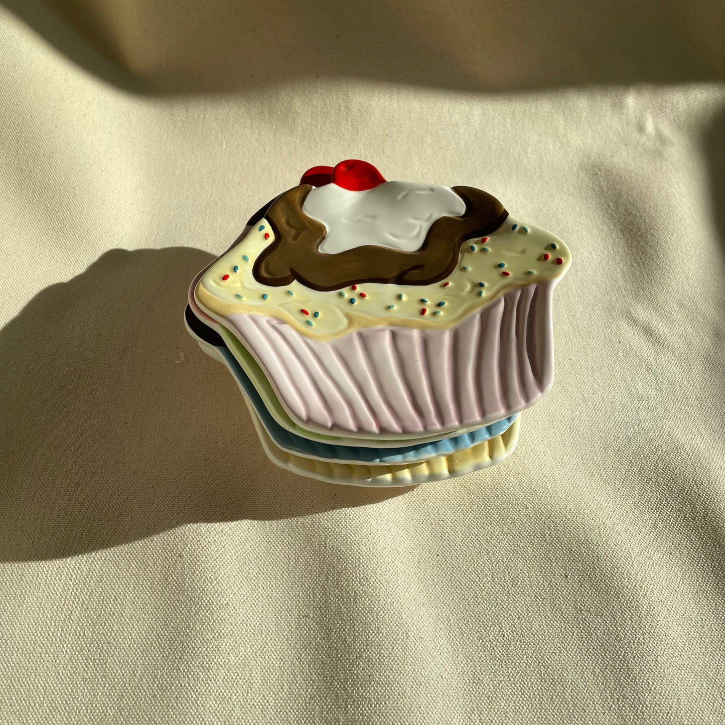 Vintage Boston Warehouse Set of 4 Cupcake Shaped Plates
