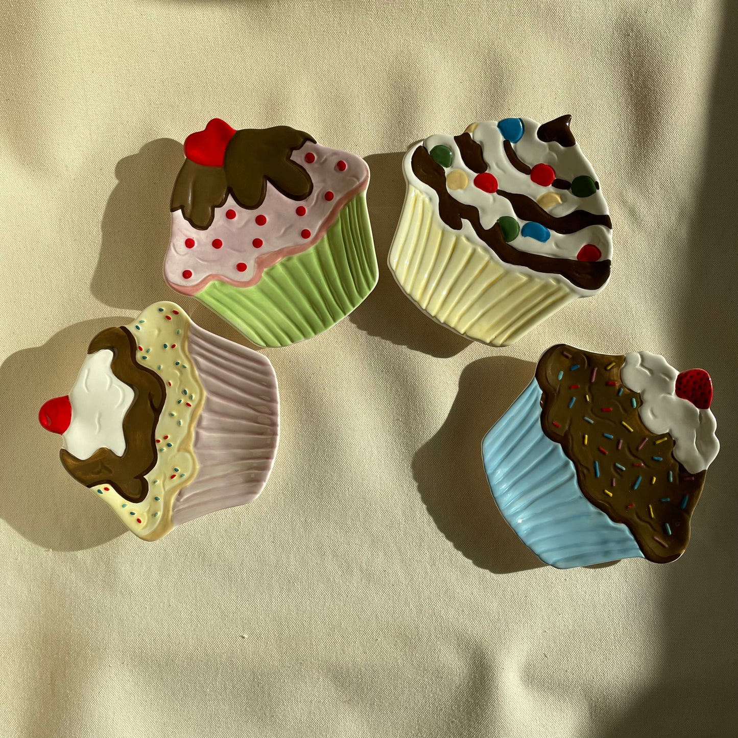 Vintage Boston Warehouse Set of 4 Cupcake Shaped Plates