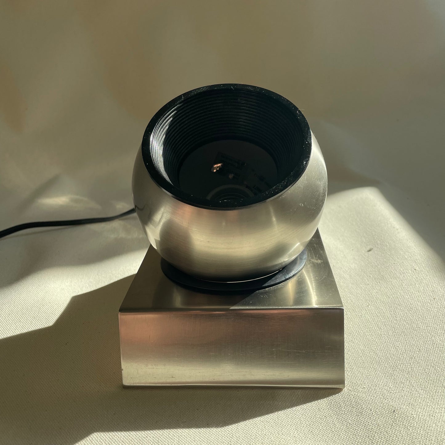 Vintage Eyeball Accent Lamp with Base in style of Robert Sonneman