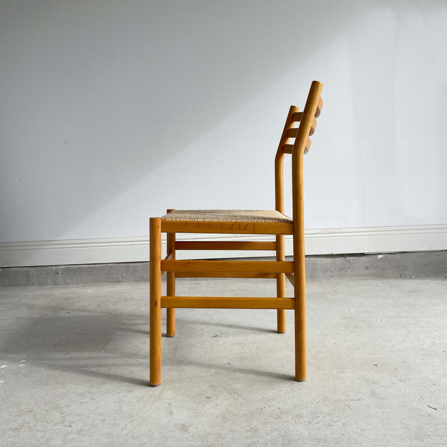 Set of 4 MCM Beech Chairs with Rush Seating