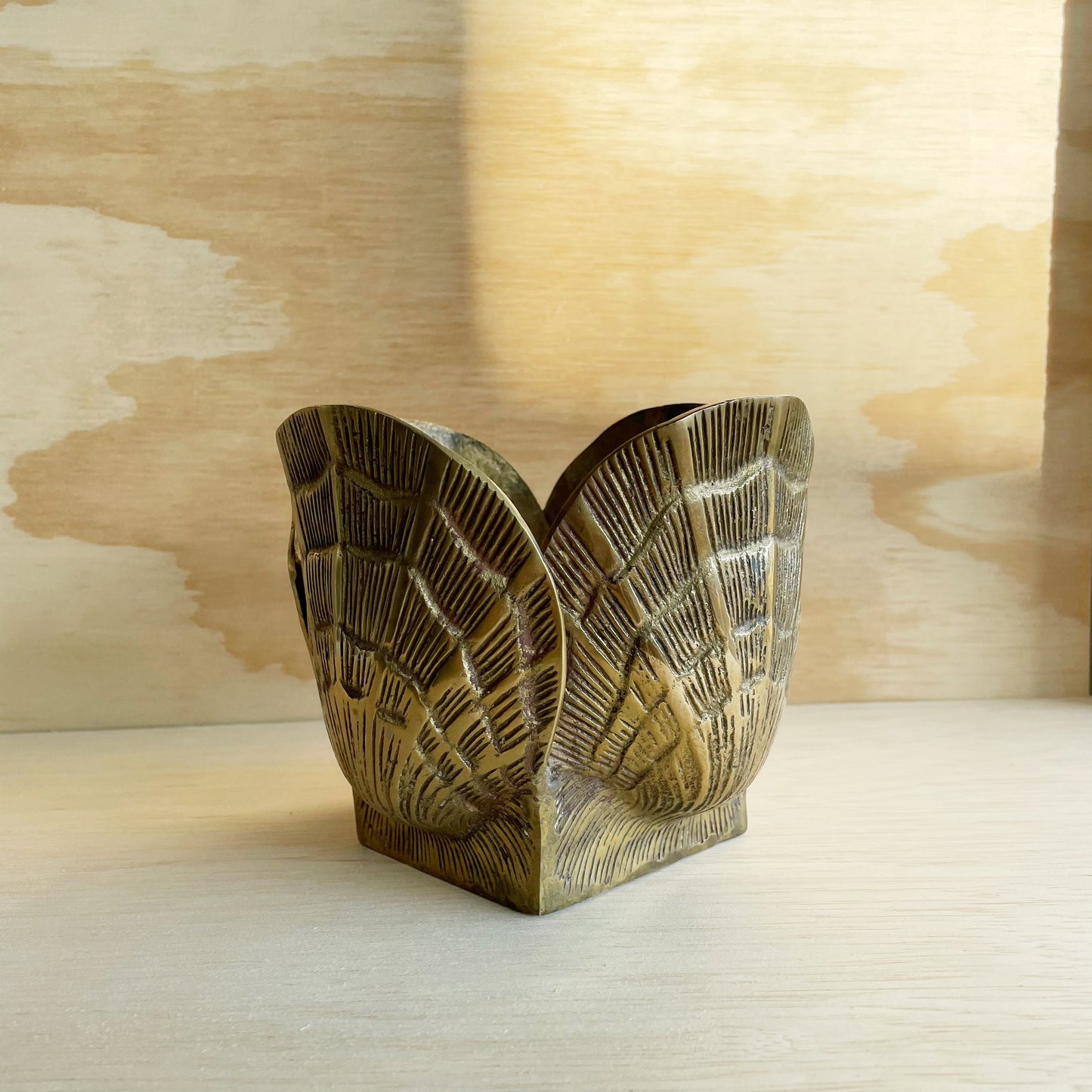 Vintage Brass Scallop Clam Shell Planter - Vase - Nautilus- Hollywood Regency