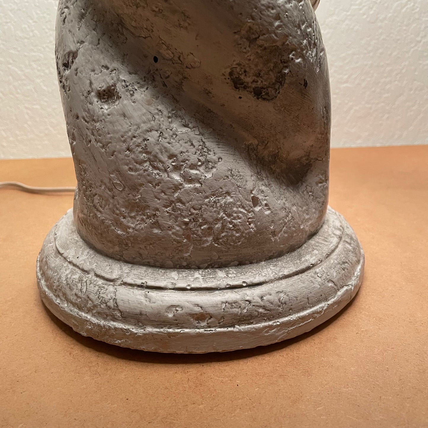 Michael Taylor Style Plaster Spiral Twist Table Lamp: See Shipping Details