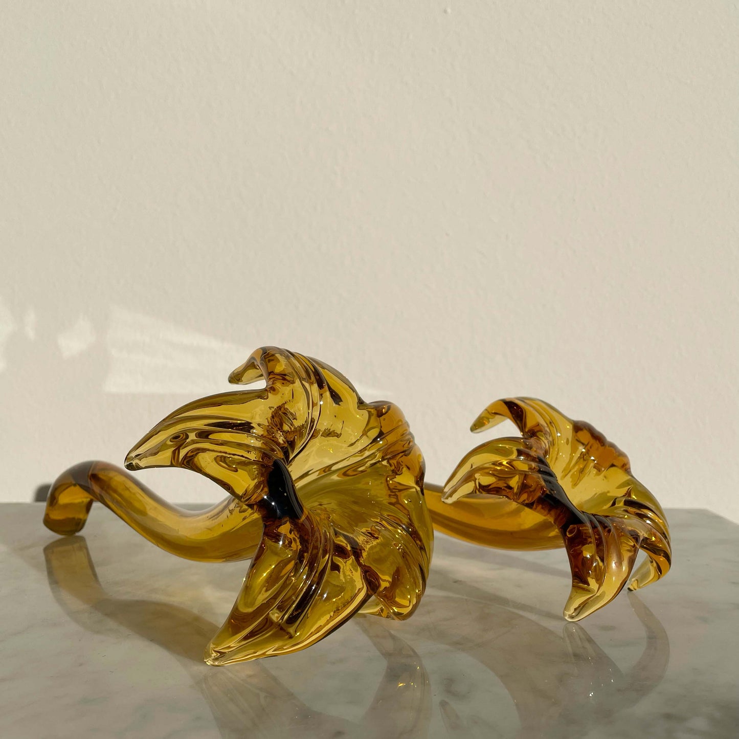 Hand Blown Lily Glass Trumpet Flower Bud Vase x1