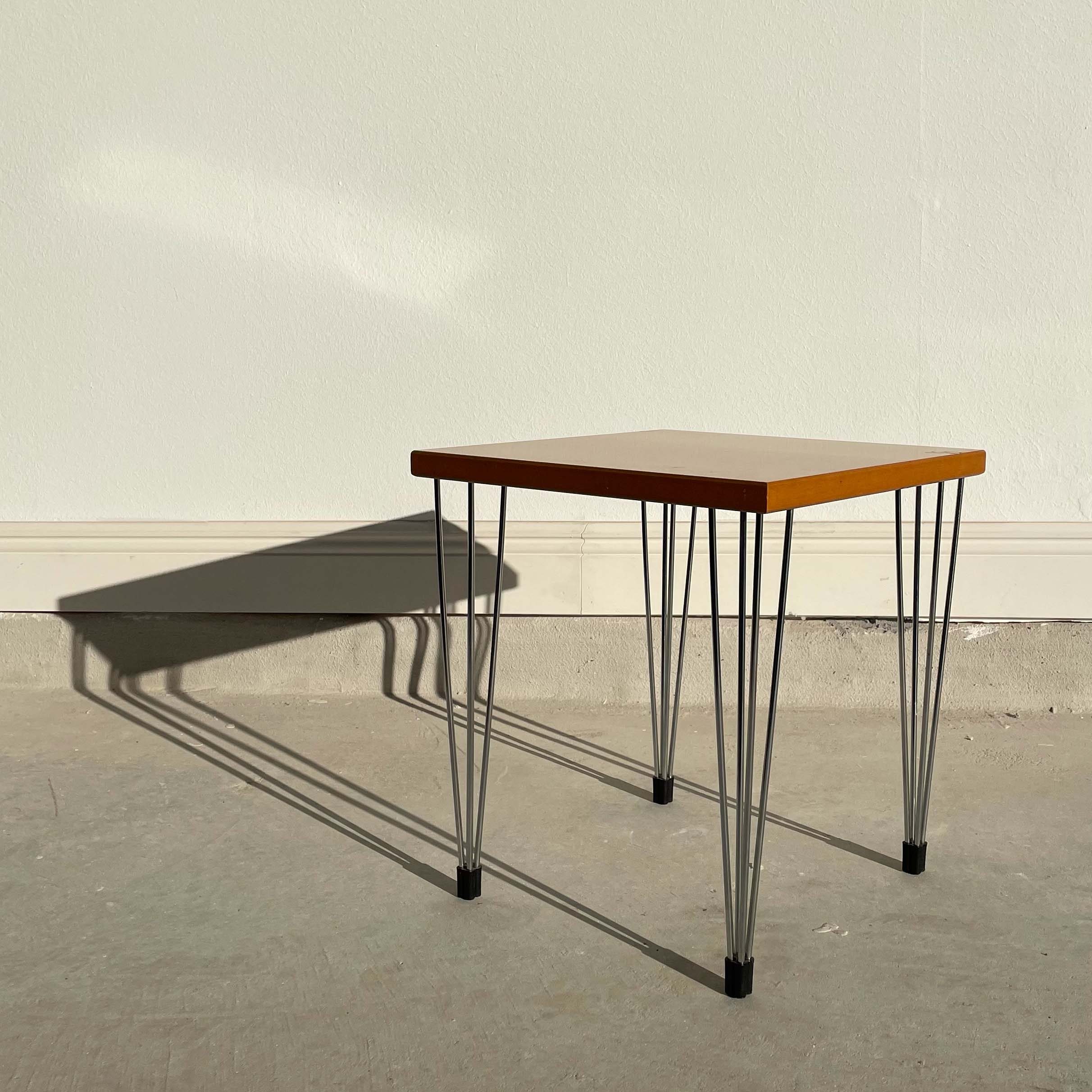 希少　ヴィンテージ　Fritz Hansen Pin Age サイドテーブル 希少 ヴィンテージ Fritz Hansen Pin Age サイドテーブル
