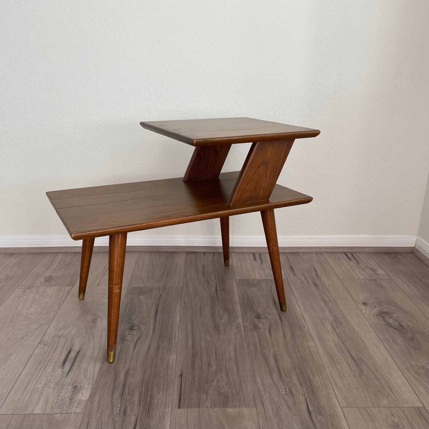 MCM Step-Back Tiered End Table with Angled Peg Legs