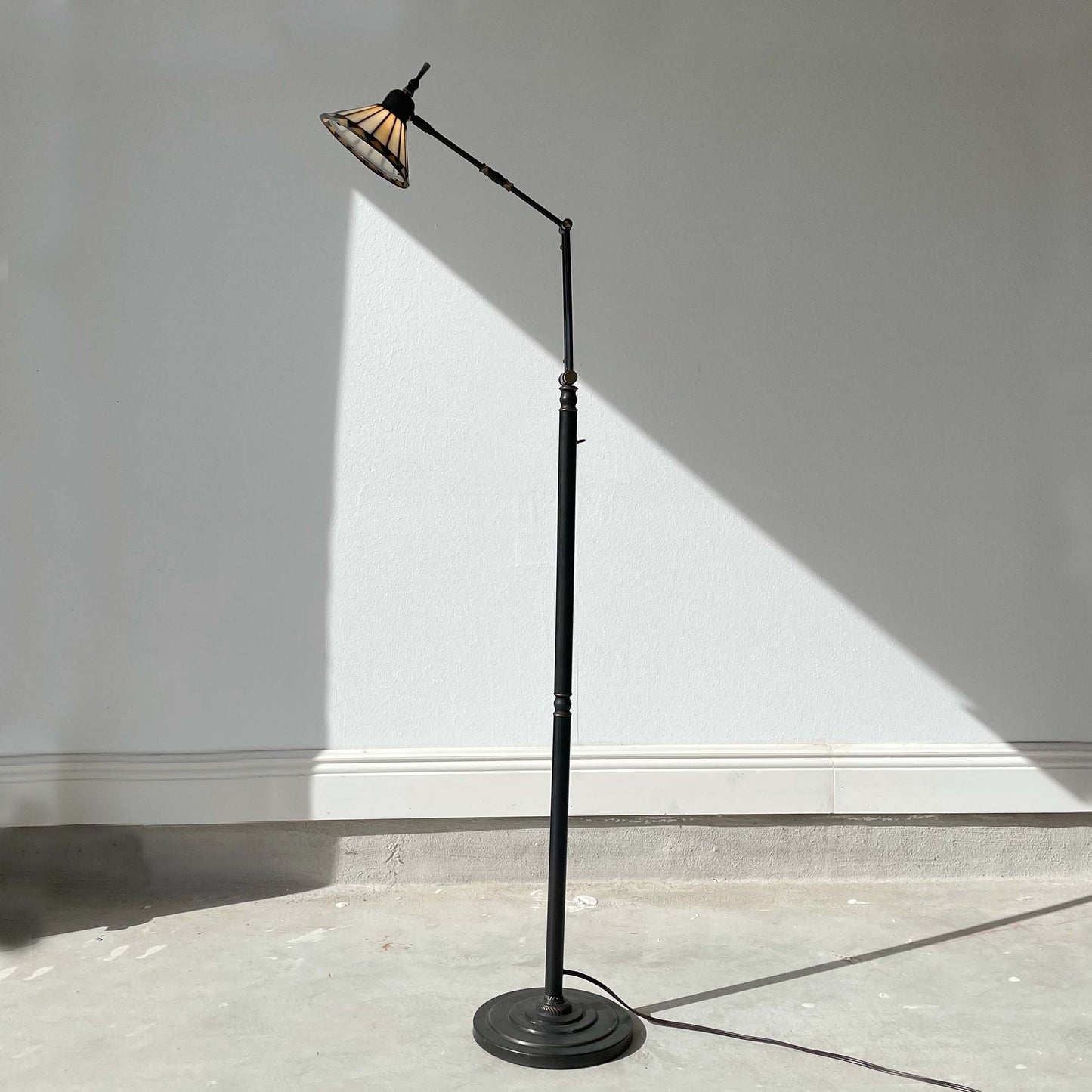 Tiffany Style Pueblo Floor Lamp : See Shipping Details