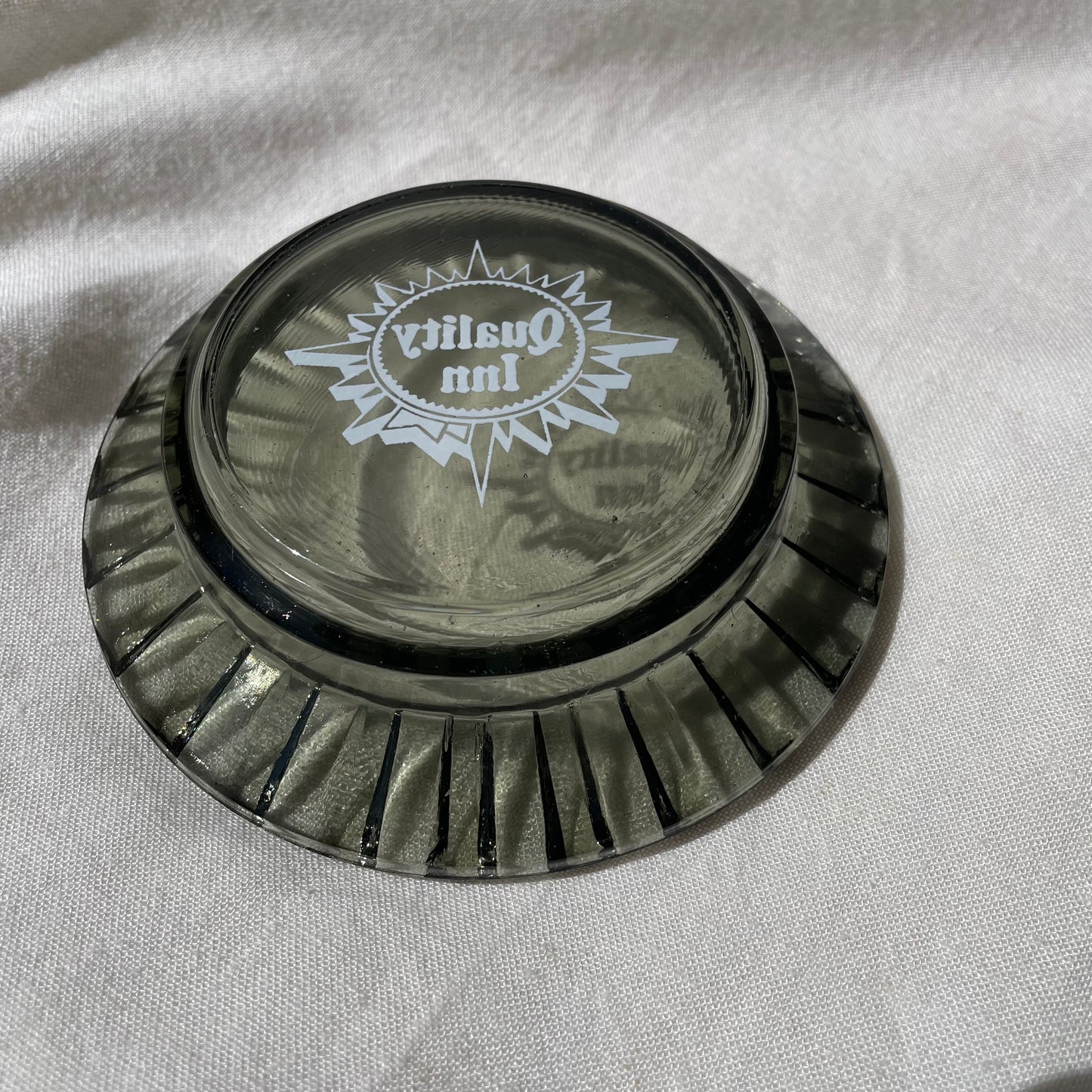 Vintage Quality Inn Ashtray x1