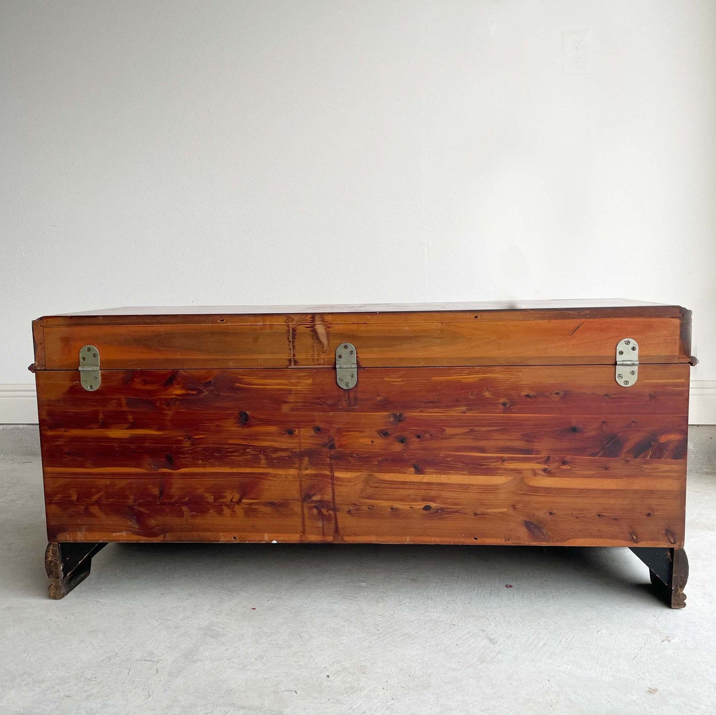 1940's Lane Furniture Waterfall Art Deco Cedar Blanket Chest