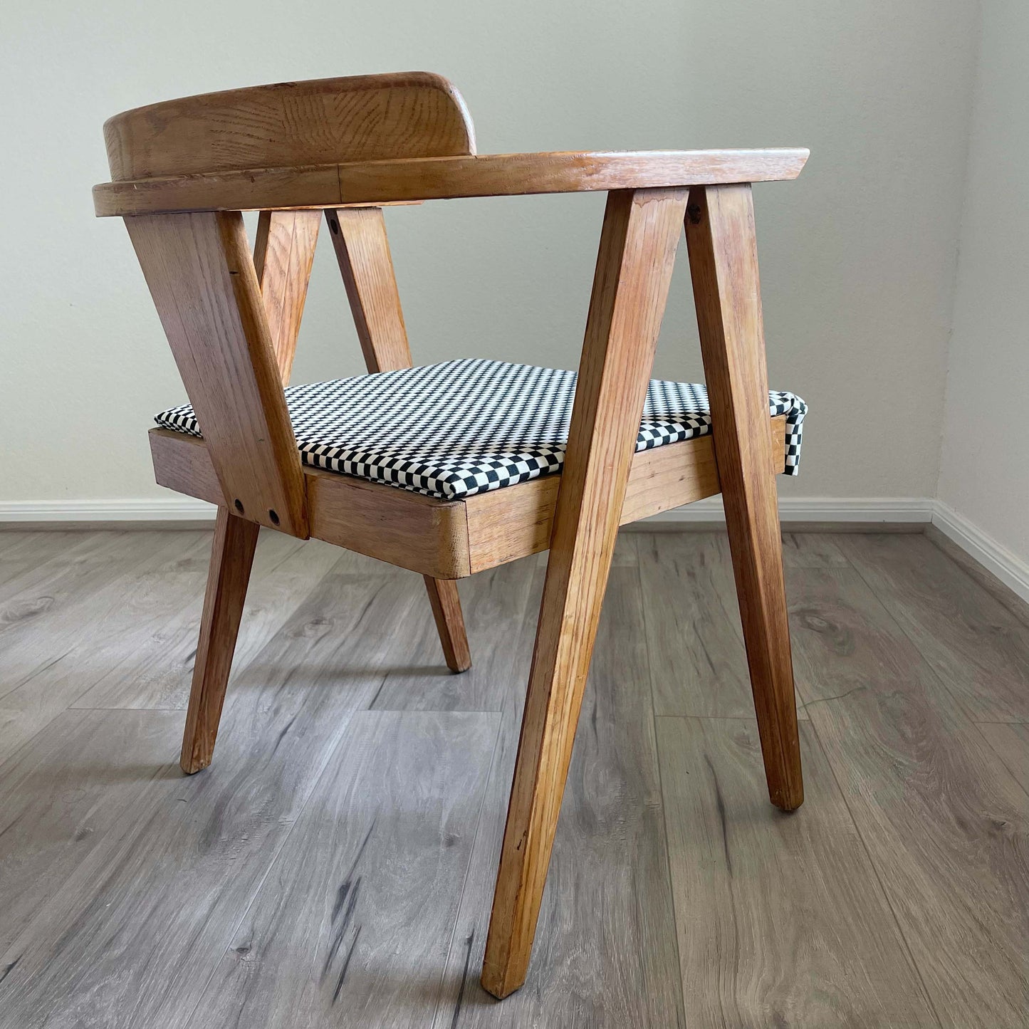 Mid Century Modern Compass Chair x Herman Miller Upholstery