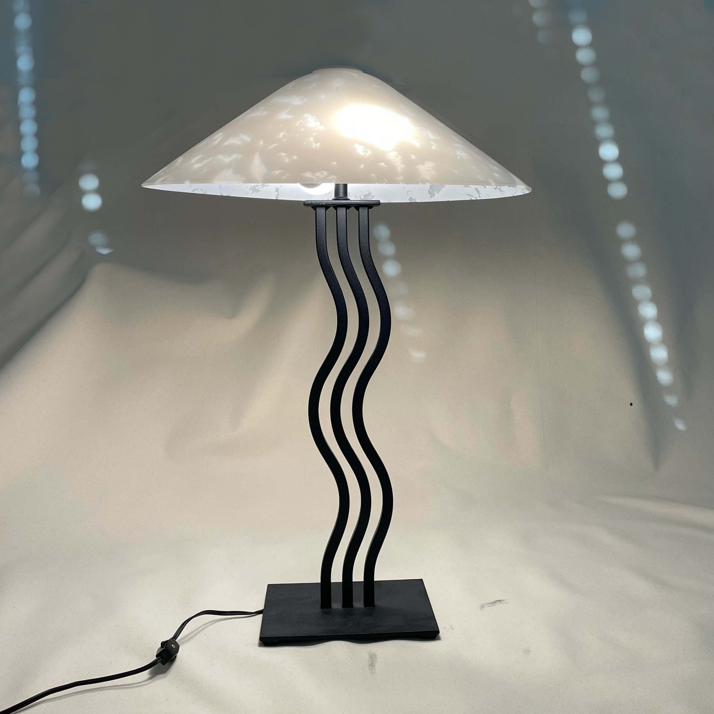 Vintage 80's Postmodern Memphis Wave Wiggle Table Lamp by Alsy