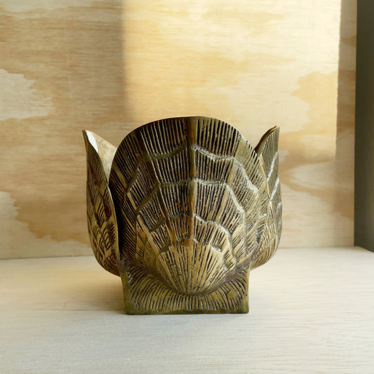 Vintage Brass Scallop Clam Shell Planter - Vase - Nautilus- Hollywood Regency