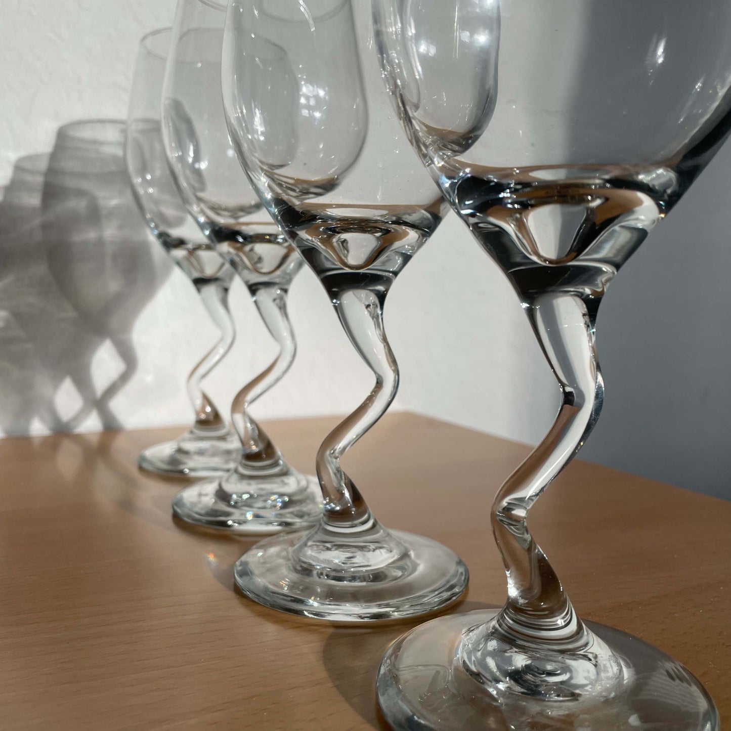 Vintage Bent Stem, Zig Zag Stem Wine Glasses x2