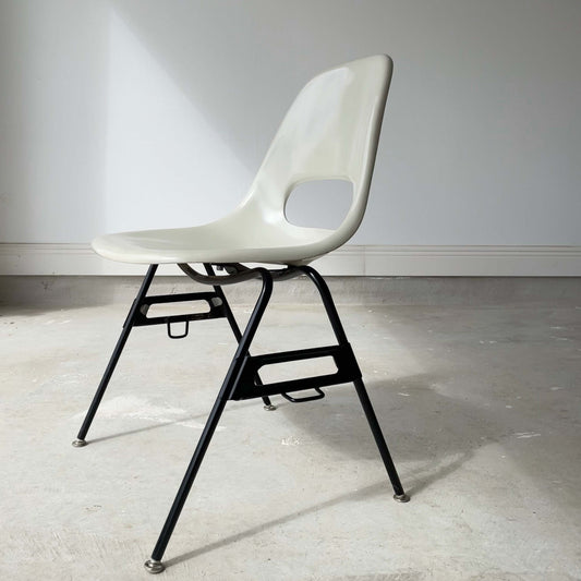 Krueger Herman Miller Eames Fiberglass Shell Chair: See Shipping Rules