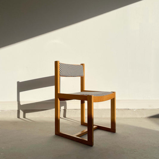 Vintage Wood Chair x Herman Miller Upholstery x1