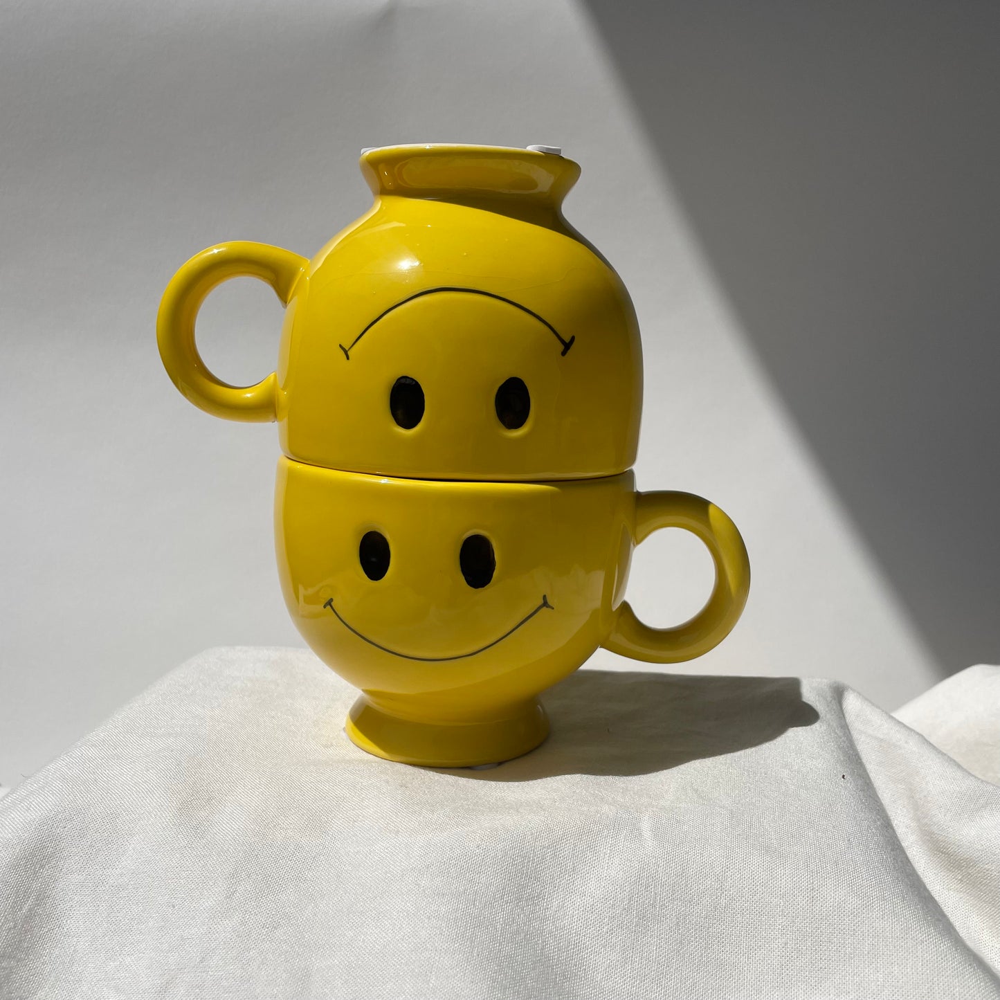 Smiley Face Mug x1