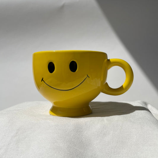 Smiley Face Mug x1
