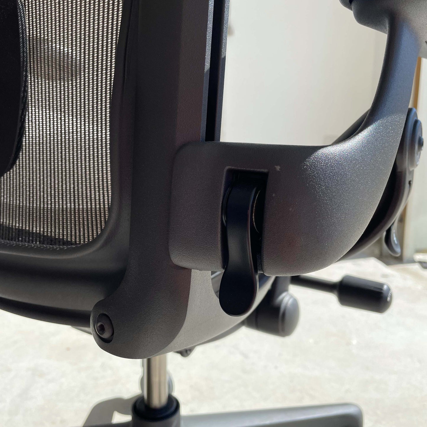 Herman Miller Aeron Remastered, Size B