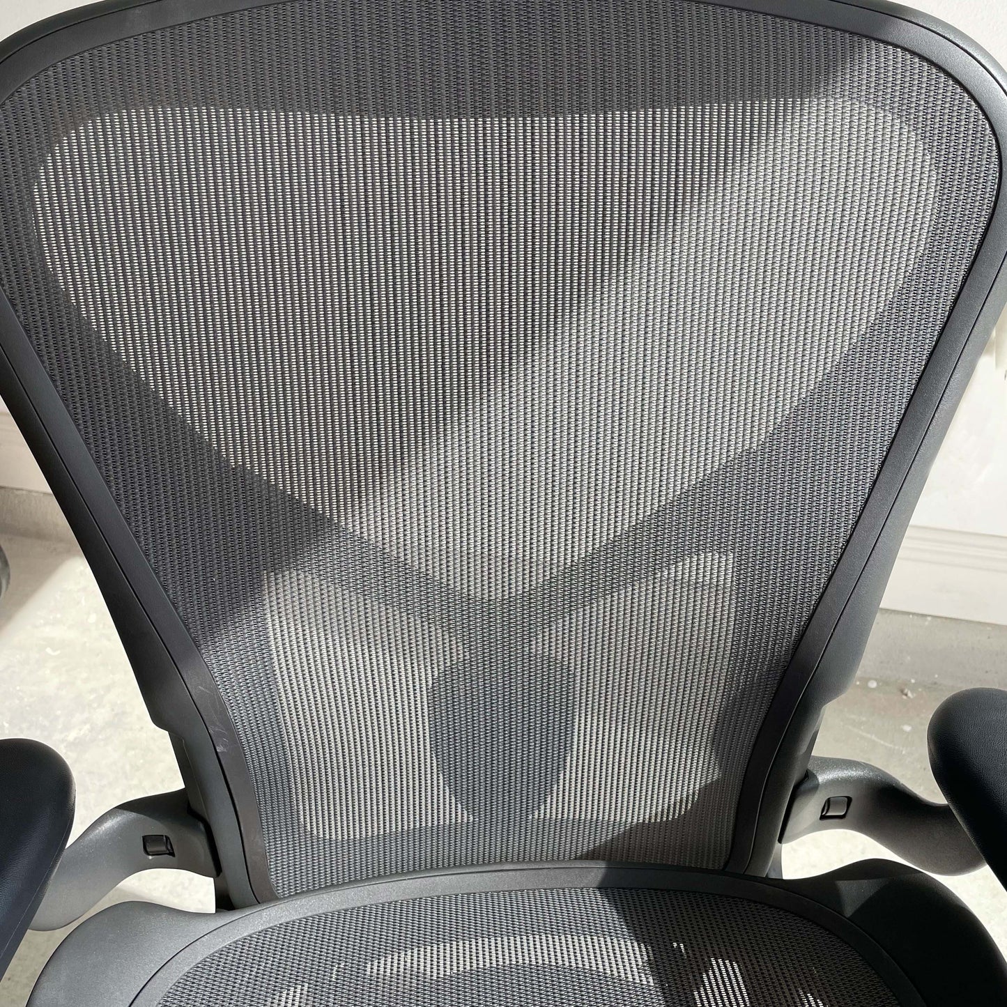 Herman Miller Aeron Remastered, Size B