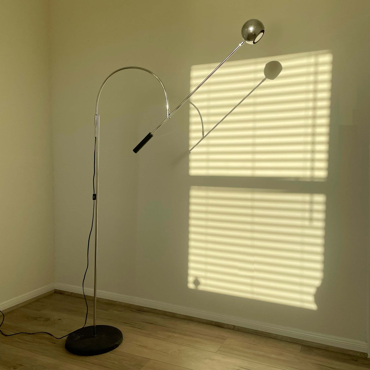 Robert Sonneman Orbiter Floor Lamp